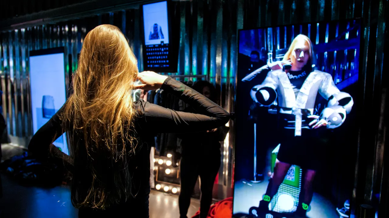 PBPJ4121.MOV.14_11_23_15.Still001